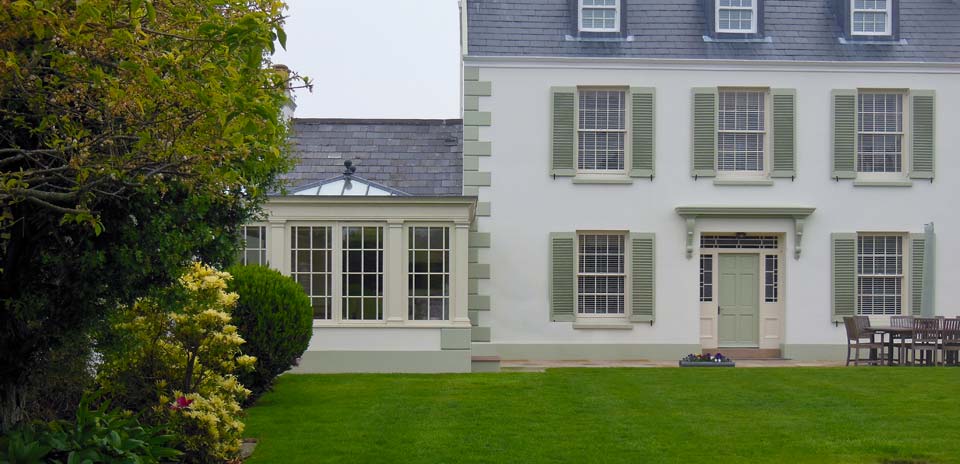 Classical Georgian orangery with an inset glazed roof